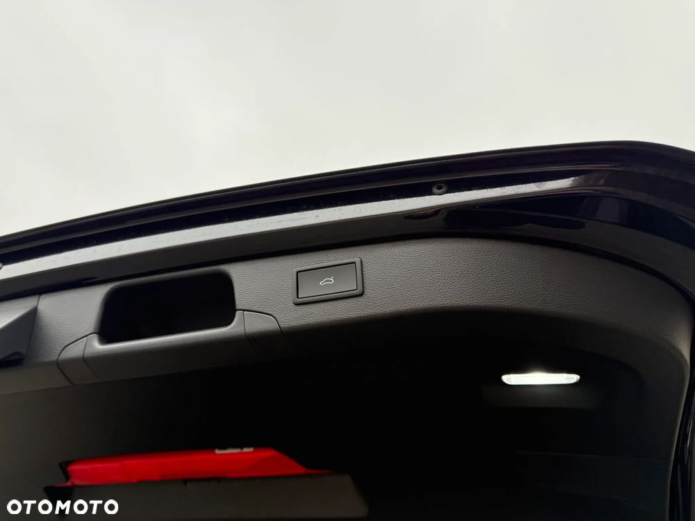 Volkswagen Passat 2.0 TDI SCR 4Mot Elegance DSG - 8