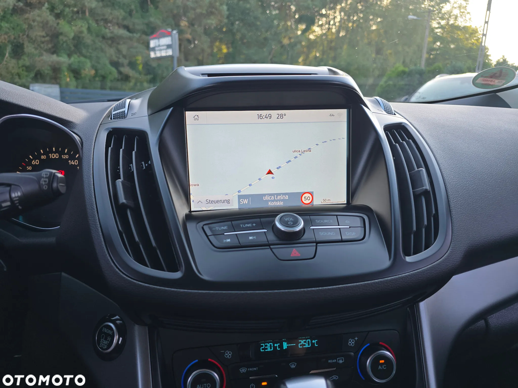 Ford Kuga 2.0 TDCi 4x4 Titanium - 34