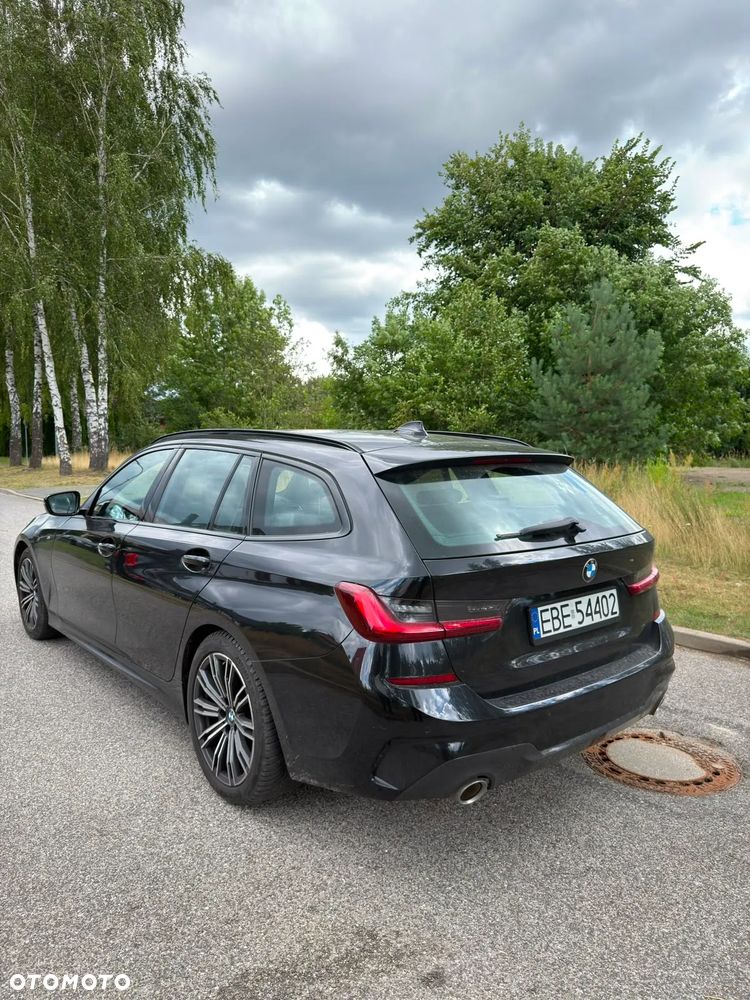 BMW Seria 3 318i M Sport - 8