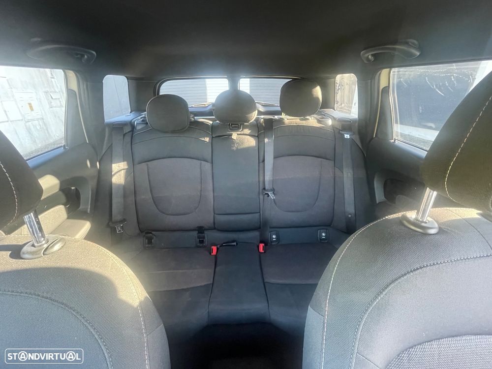 MINI Clubman One D - 12