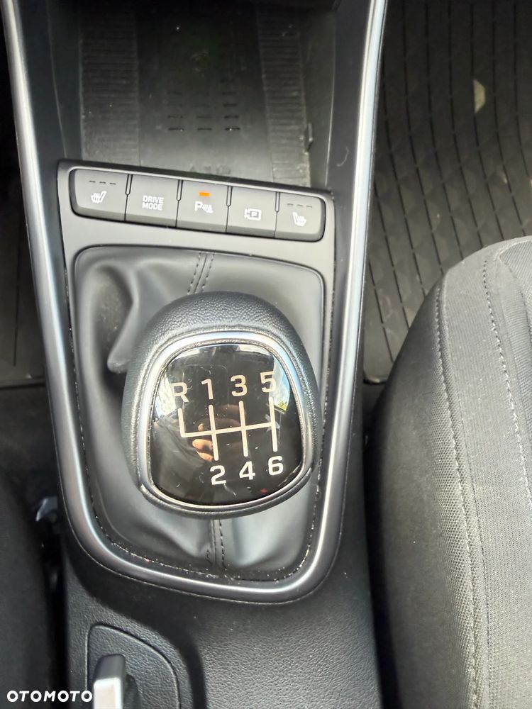 Hyundai Bayon 1.0 T-GDI Executive - 25