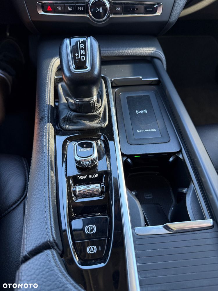Volvo V90 D4 Momentum - 18