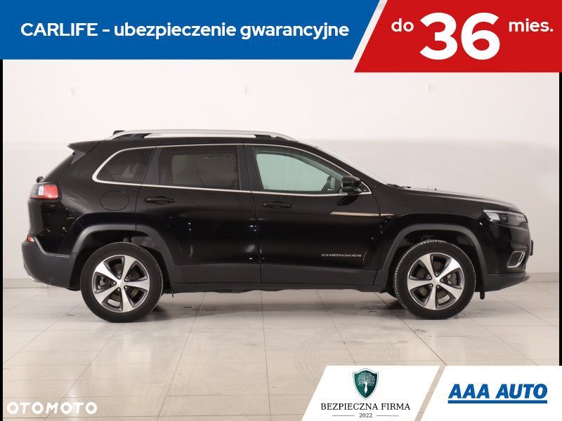 Jeep Cherokee - 7