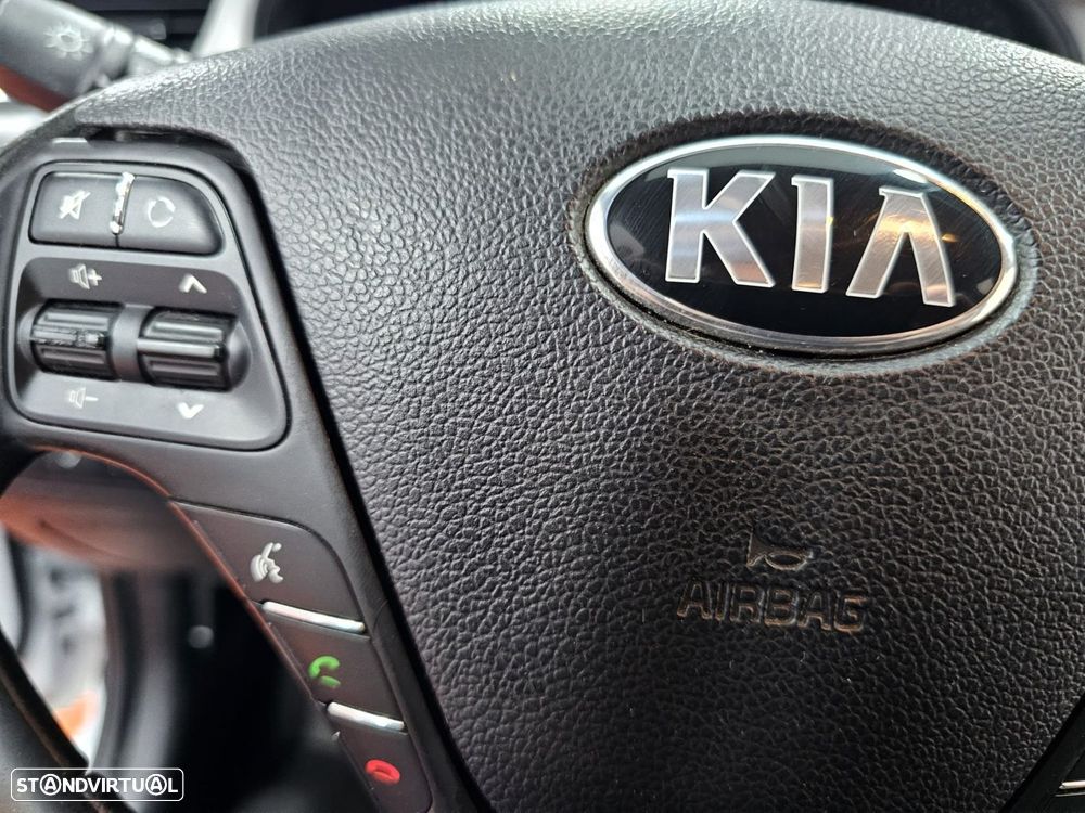 Kia Ceed 1.4 CRDi EX - 17