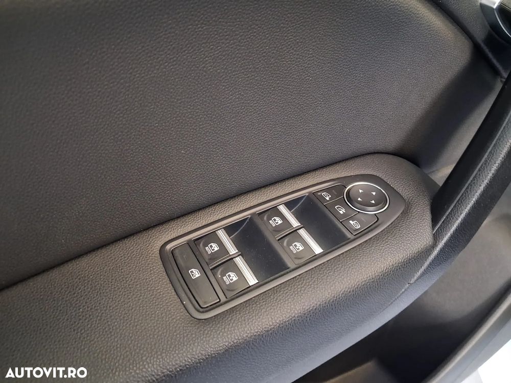 Renault Captur E-Tech Plug-In-Hybrid Intens - 18