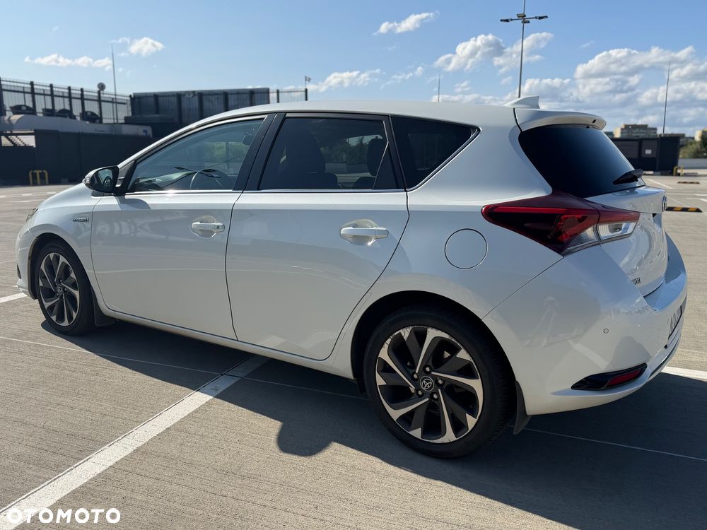 Toyota Auris Hybrid 135 Comfort - 6