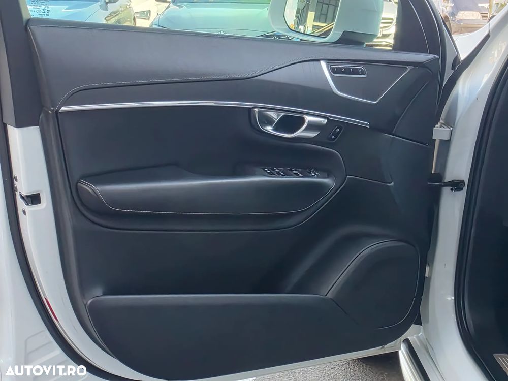 Volvo XC 90 B5 MHEV AWD 7 locuri Inscription - 17