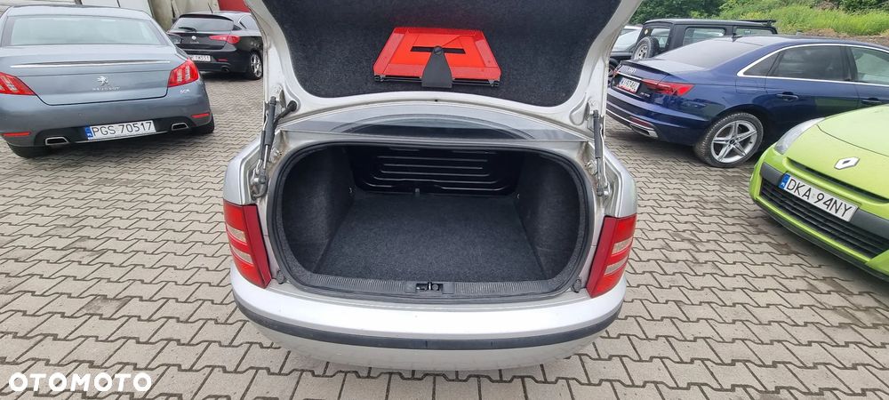 Skoda Fabia 1.4 16V Classic - 14