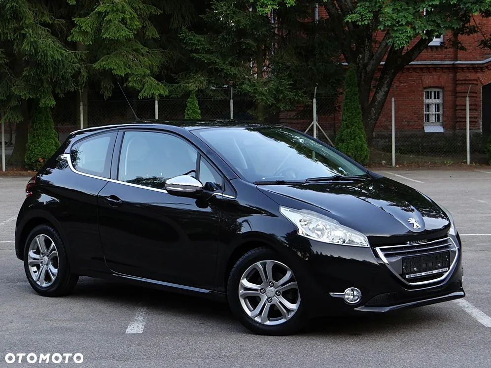 Peugeot 208 120 VTI Intuitive - 13