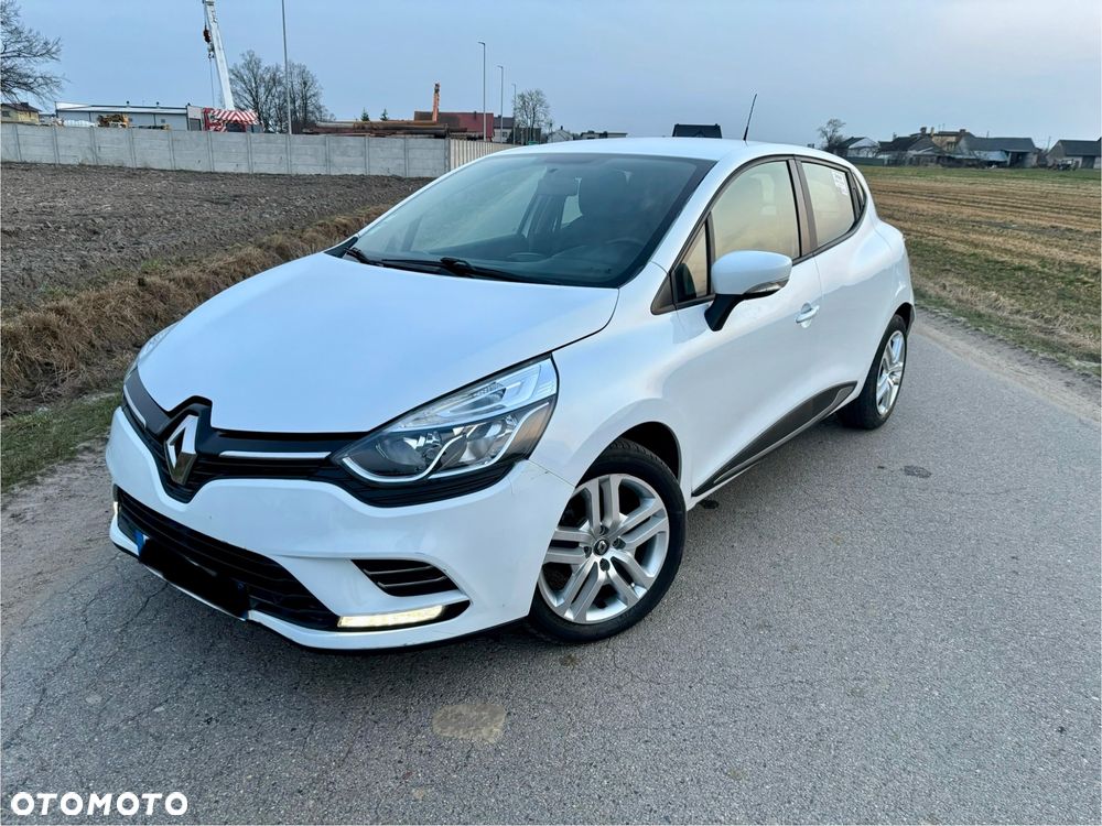 Renault Clio 1.2 16V 75 Collection - 1