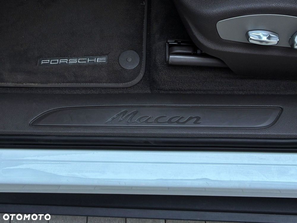 Porsche Macan - 20