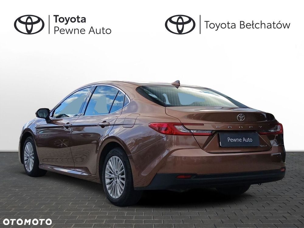 Toyota Camry 2024 photo 3