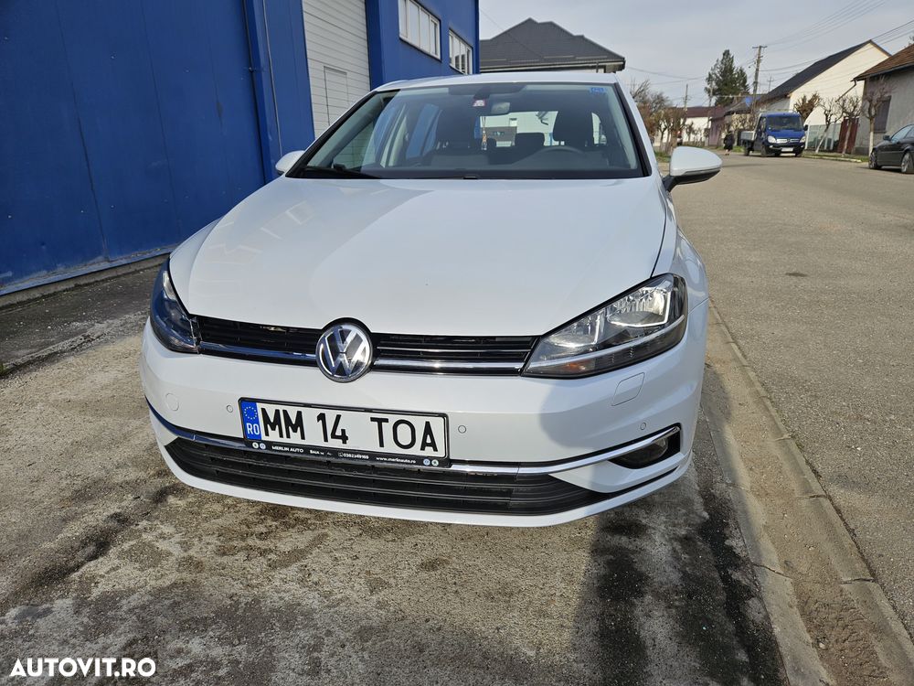 Volkswagen Golf 1.0 TSI Trendline - 1