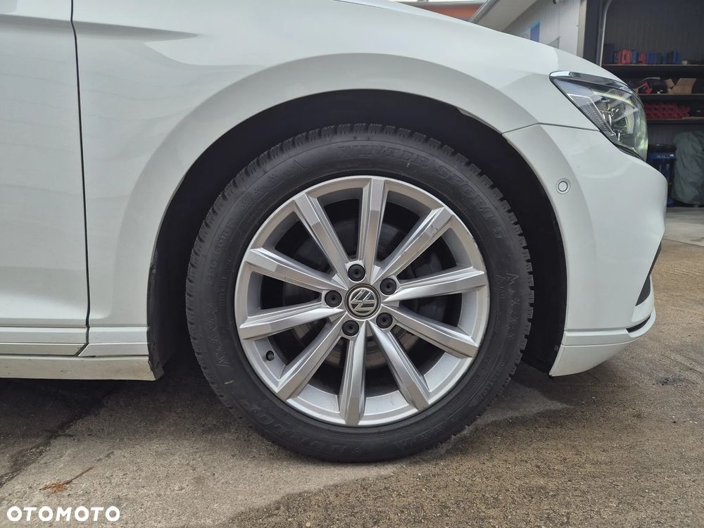 Volkswagen Passat Variant 2.0 TDI SCR DSG Business - 8