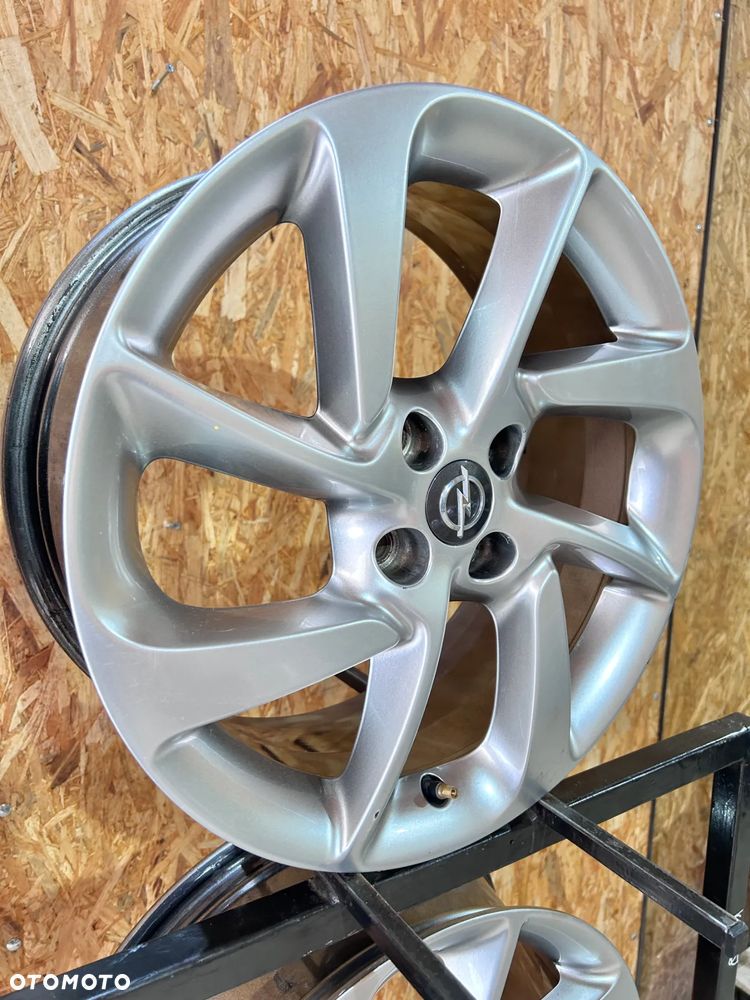 4 FELGI ALU. OPEL CORS AD, E , ADAM , OPC 17'' +TPMS , 7J  IS44 - 6