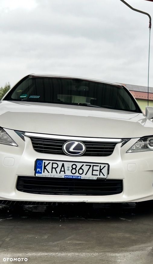 Lexus CT - 1