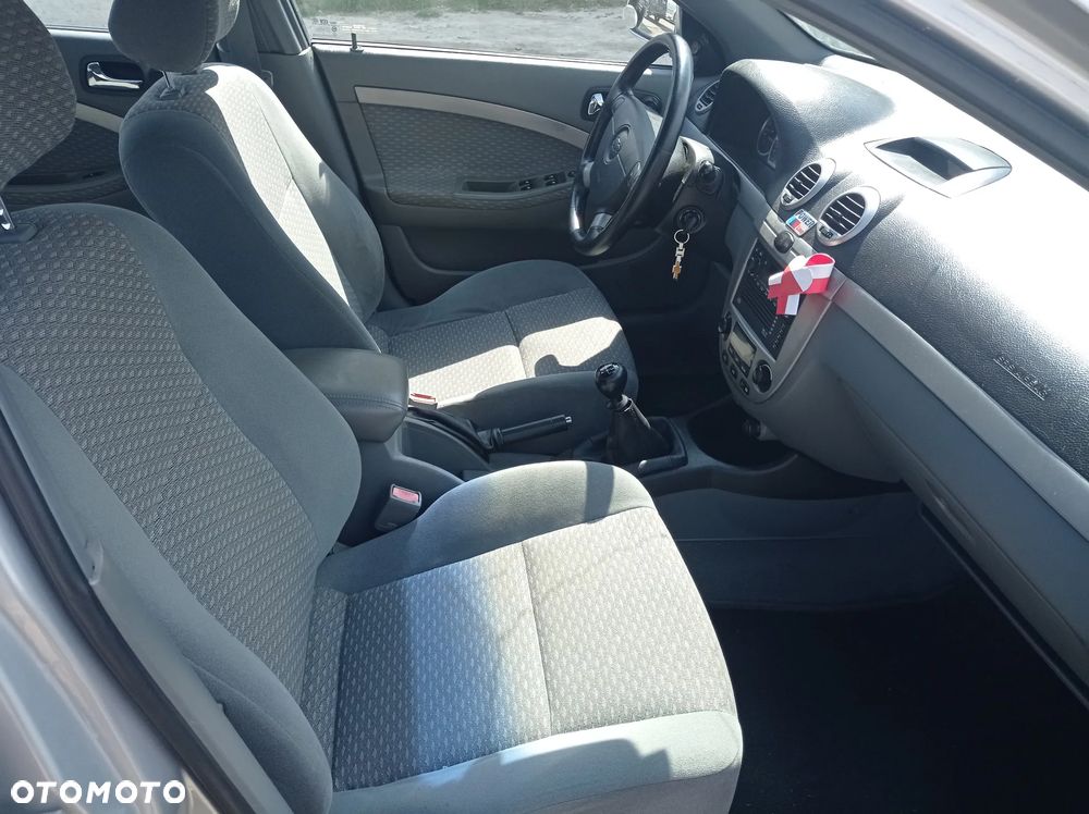 Chevrolet Lacetti - 7