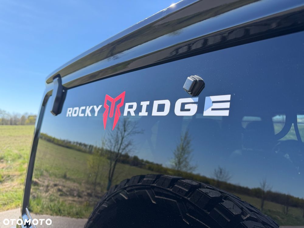 Jeep Wrangler - 12
