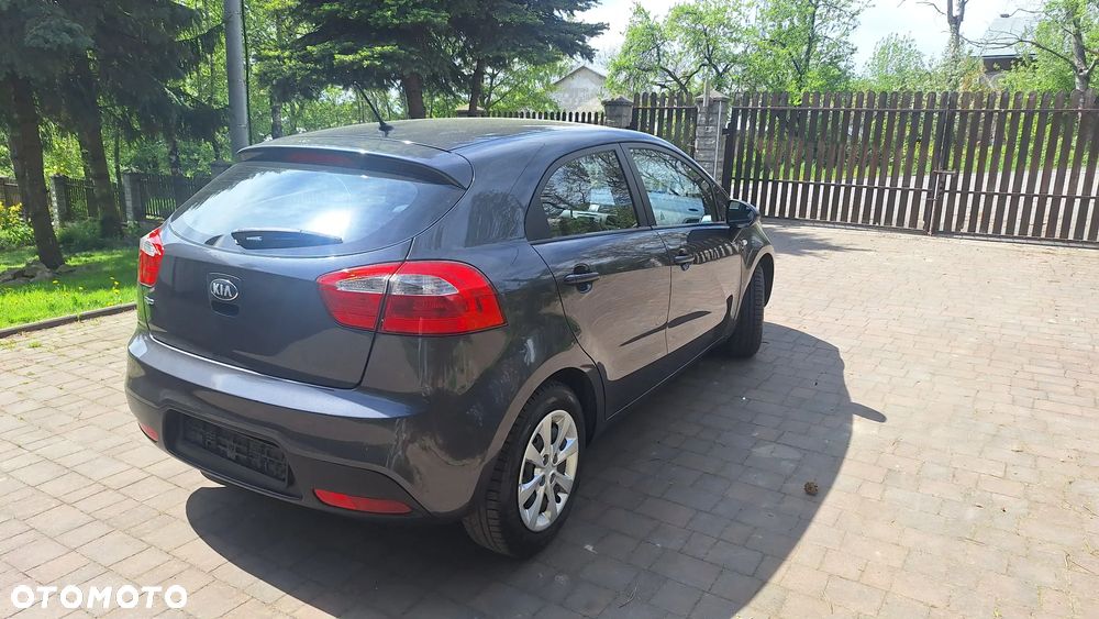 Kia Rio 1.2 Edition 7 - 9