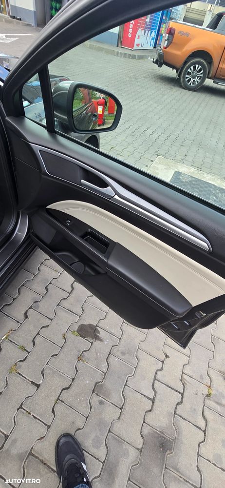 Ford Mondeo 2.0 TDCi Powershift Titanium - 12