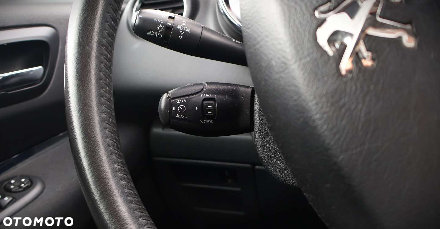 Peugeot 5008 - 28