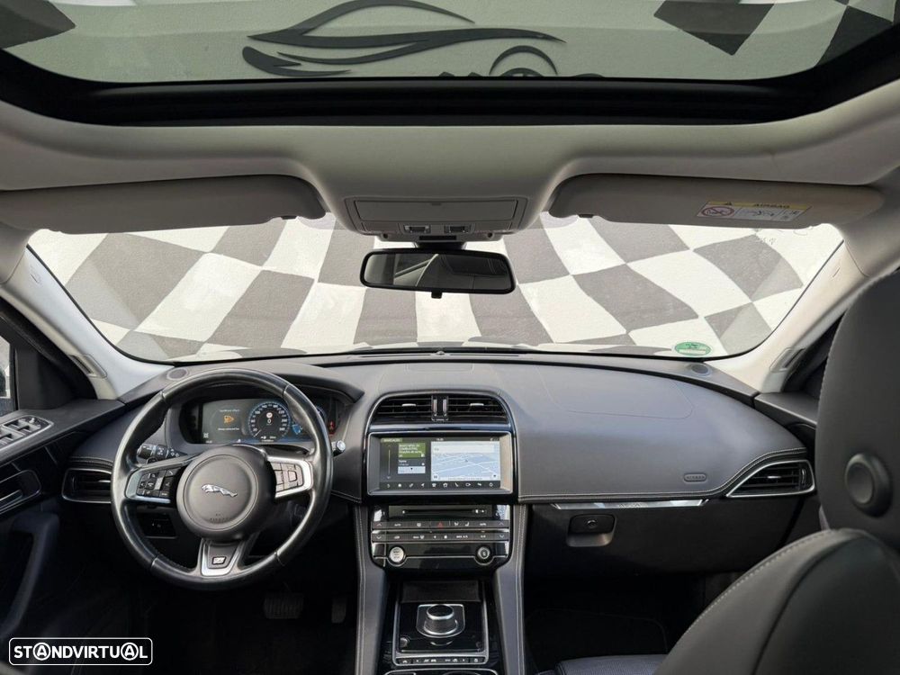 Jaguar F-Pace 20d Aut. R-Sport - 2