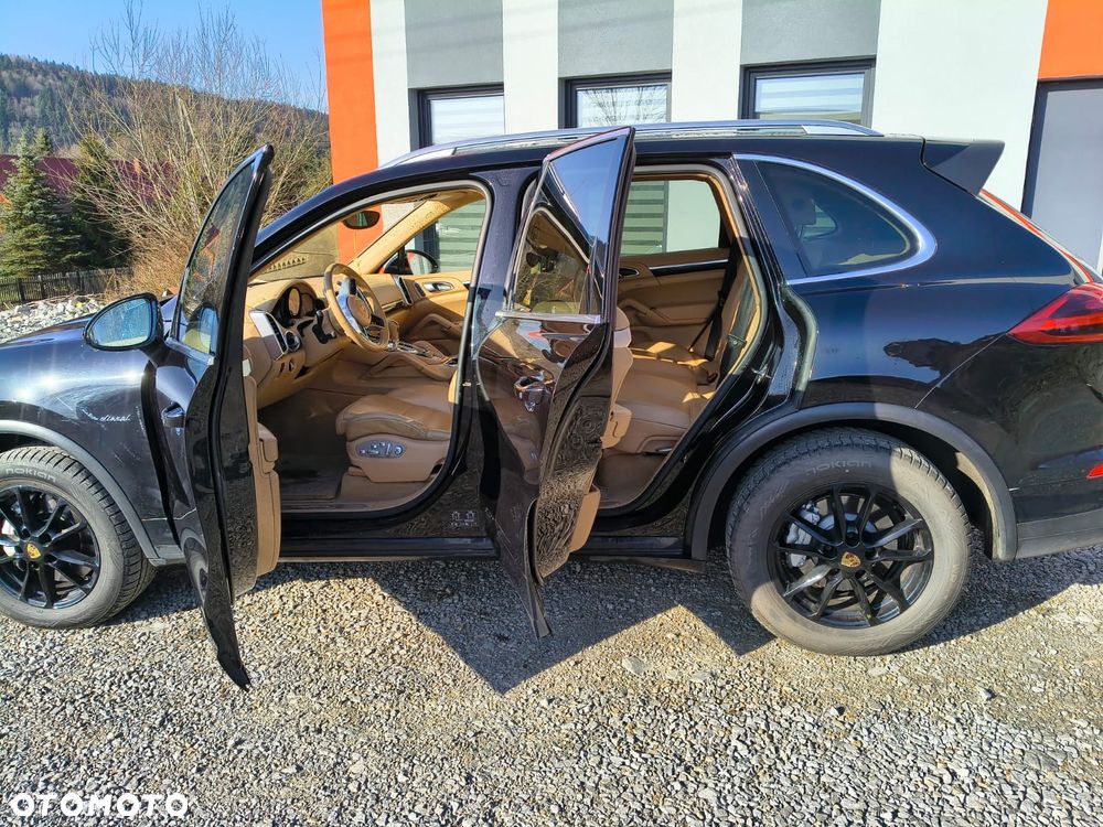 Porsche Cayenne S Diesel - 3