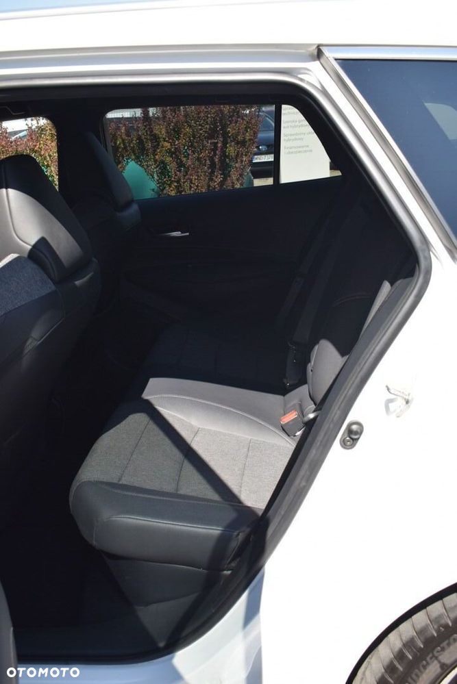 Toyota Corolla 2.0 Hybrid Comfort - 10
