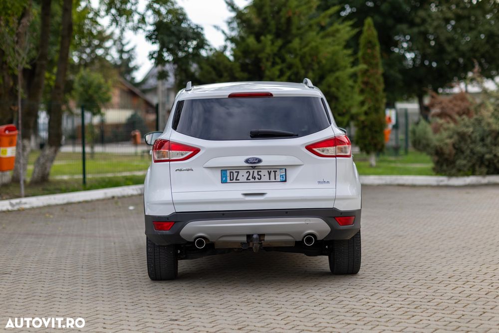 Ford Kuga 2.0 TDCi 4x4 Aut. Titanium - 18