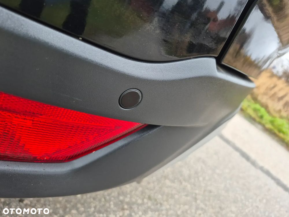 Ford Kuga 2.0 TDCi 2x4 Titanium - 11