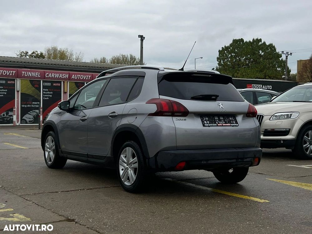 Peugeot 2008 PureTech 82 Active - 4