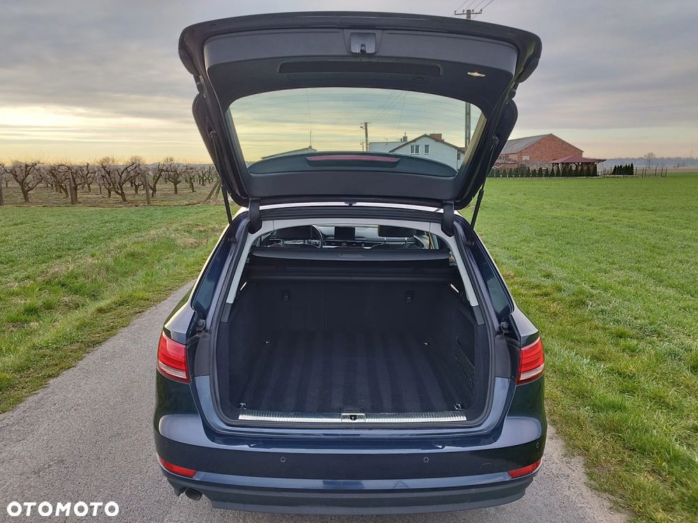 Audi A4 Avant 2.0 TDI S tronic - 23