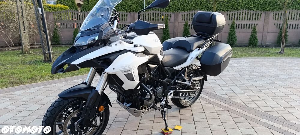 Benelli TRK 502 - 4