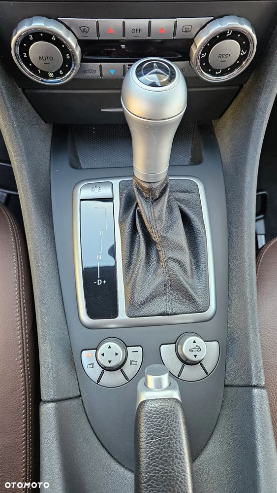 Mercedes-Benz SLK - 26