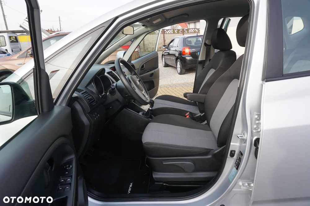 Kia Venga 1.4 Business Line - 19