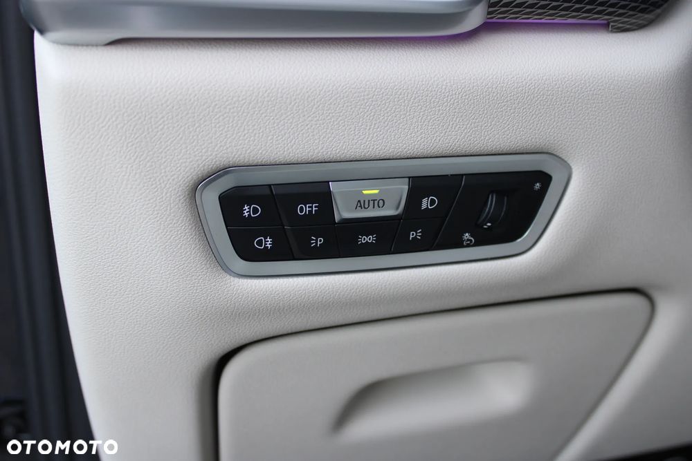 BMW X5 xDrive25d sport - 16