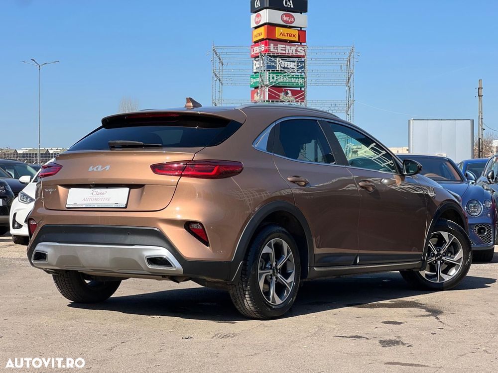 Kia XCeed 1.5 T-GDI 6MT Style - 7