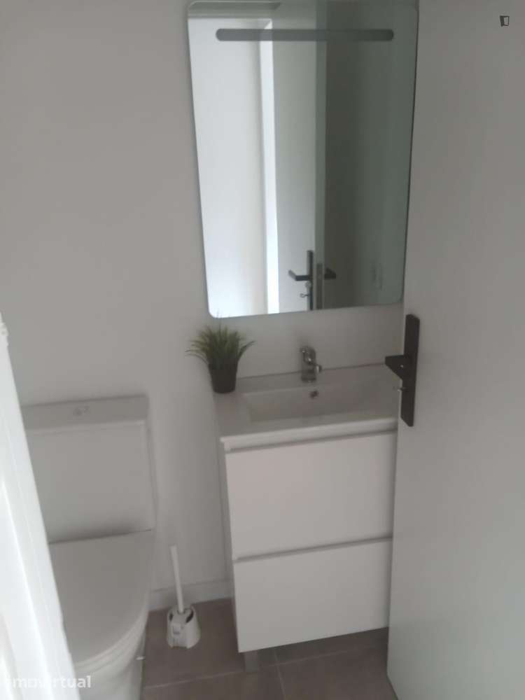 Apartamento com 1 quartos - localizado em Matosinhos Porto - Grande imagem: 3/22