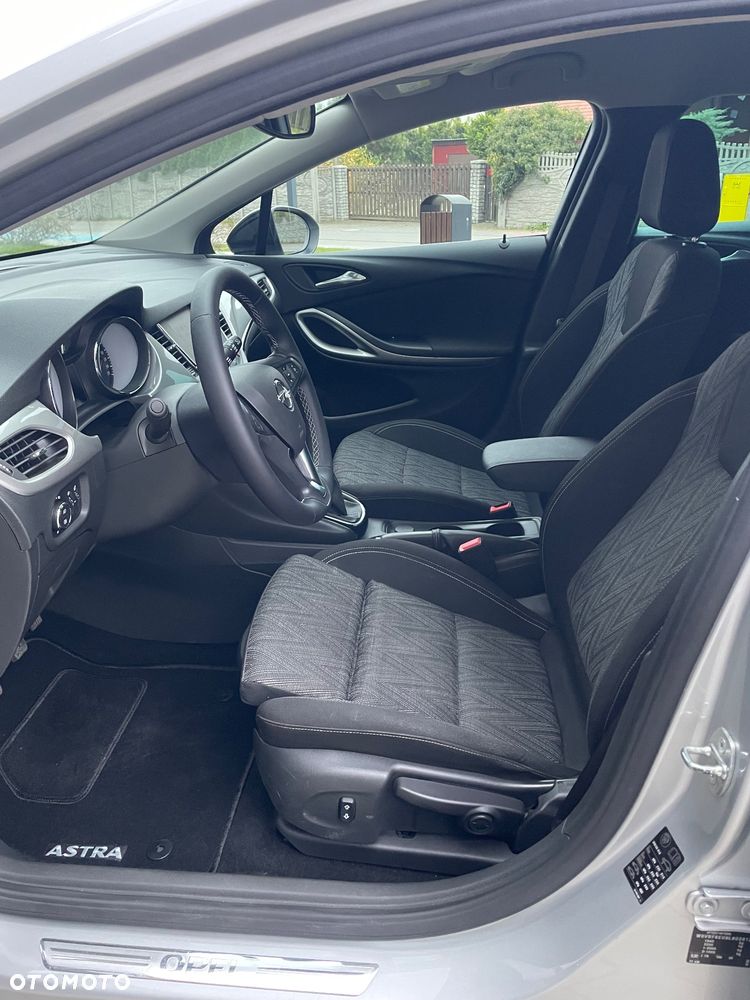 Opel Astra 1.5 D Start/Stop 2020 - 24