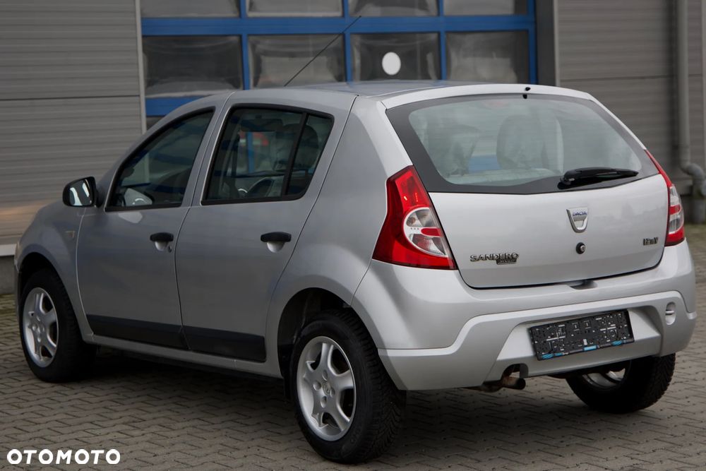 Dacia Sandero 1.2 16V Ambiance - 4