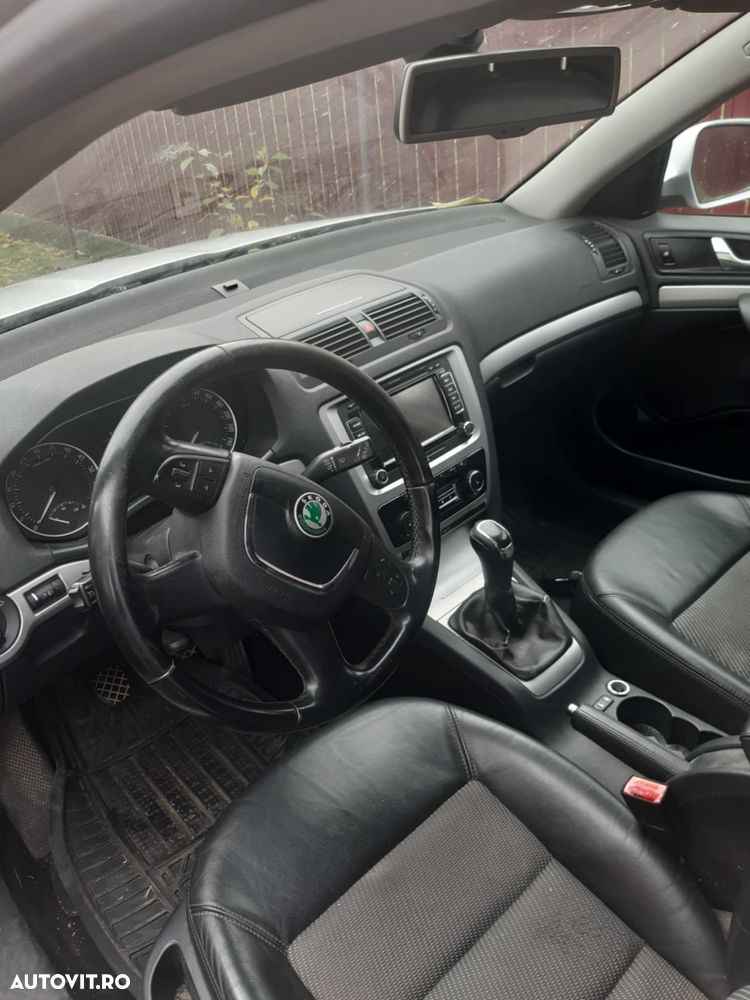 Skoda Octavia 2.0 TDI Elegance - 6