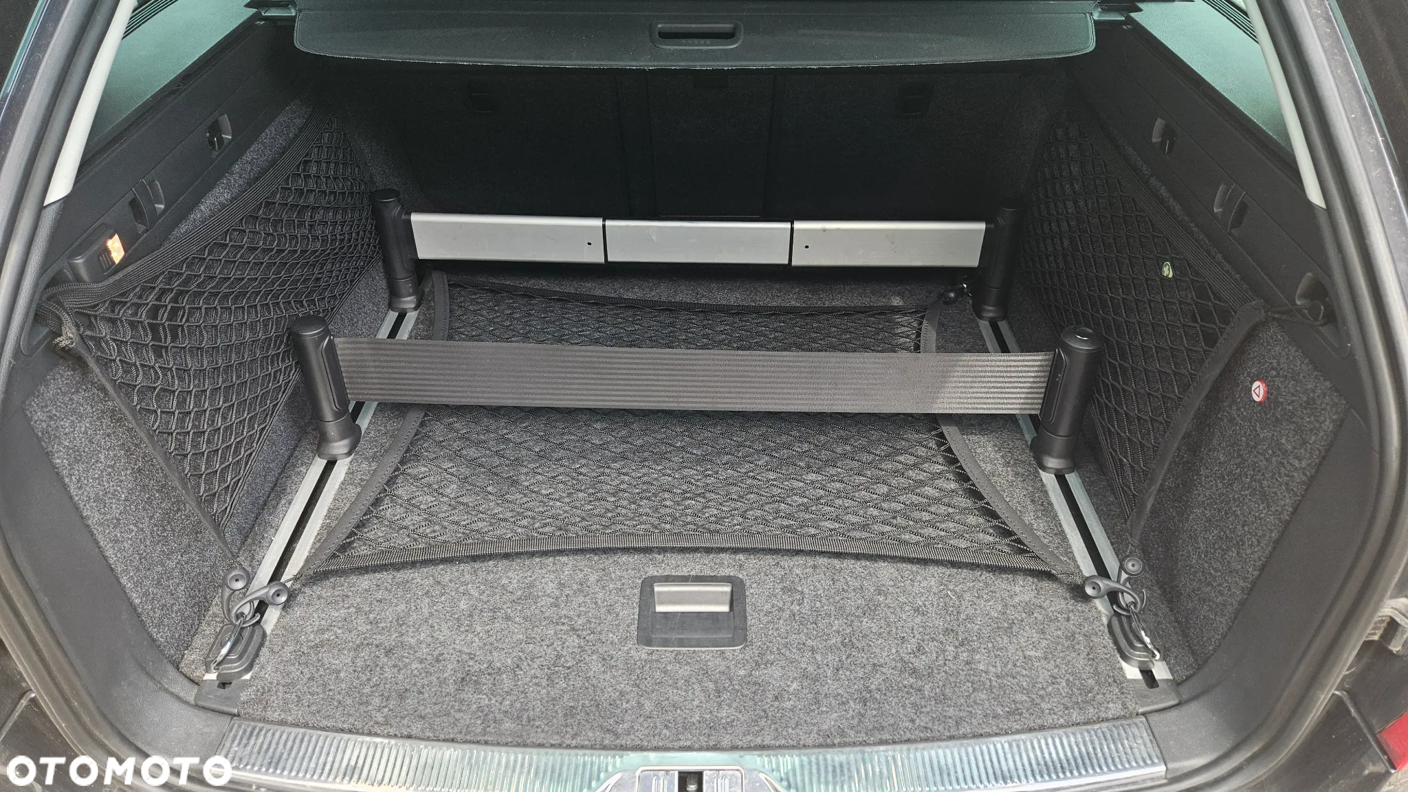 Skoda Superb 2.0 TDI L&K DSG - 23