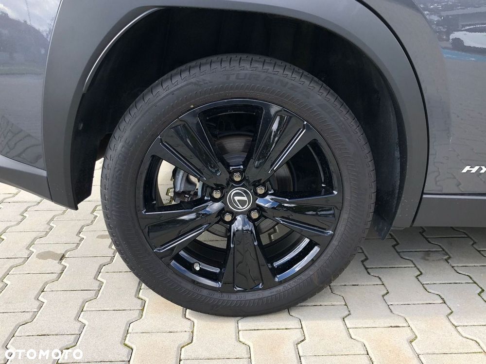 Lexus UX 250h GPF F Impression 2WD - 35