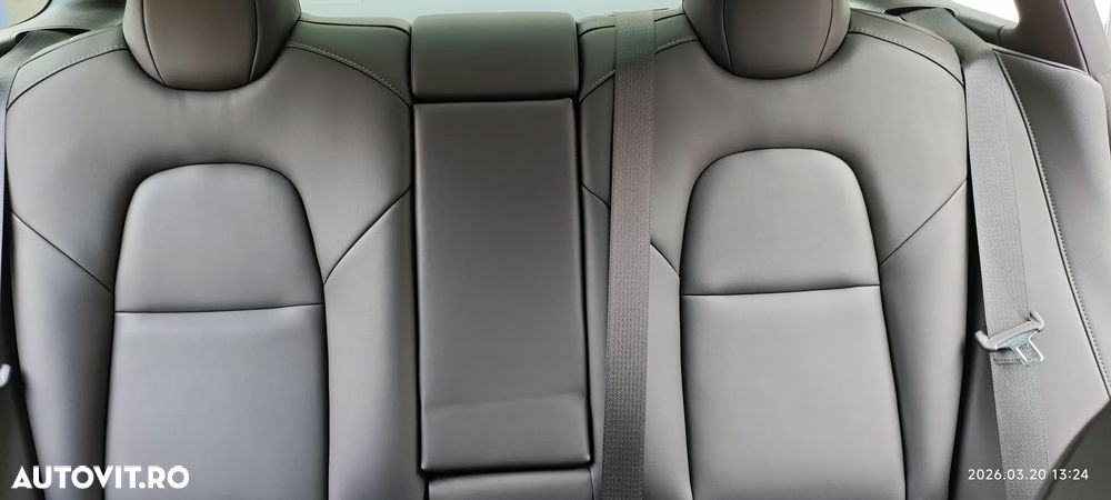 Tesla Model 3 Standard Reichweite Plus Hinterradantrieb - 12