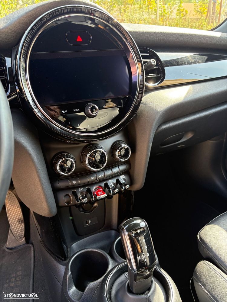MINI 3 Portas Cooper Premium Classic Auto - 10