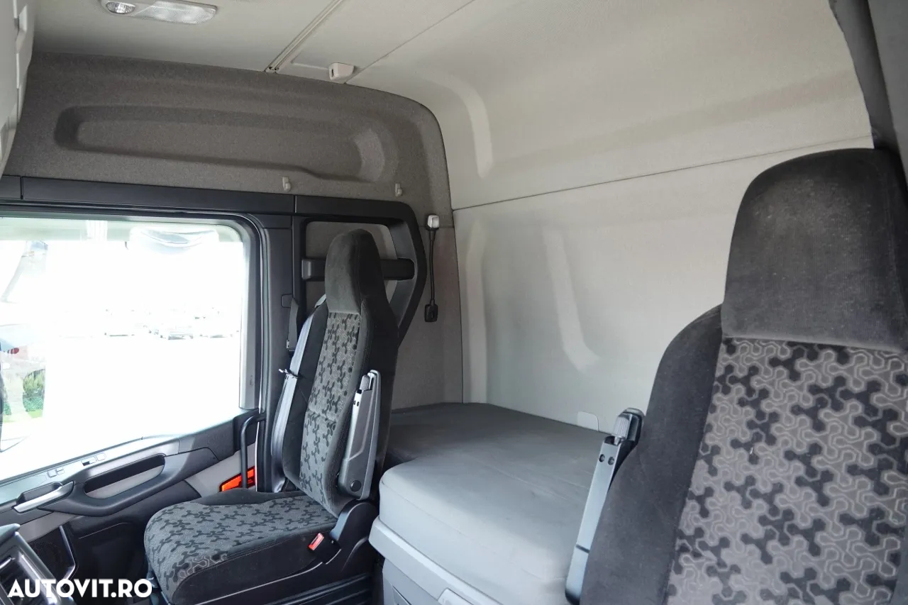 Scania S 500 / 6x2 / PUSHER / RETARDER / I-PARK COOL / FULL AIRMATIC / AXIE DE RIDICAȚIE ȘI DE DIRECȚIE / DMC 70.000 KG / OPTICRUISE + AMBRAYAGE / EURO 6 / CONTRACTUL DE SERVICE - 27