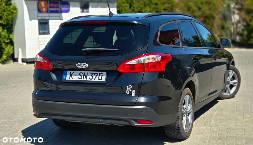 Ford Focus SW 1.6 TDCi Titanium - 12