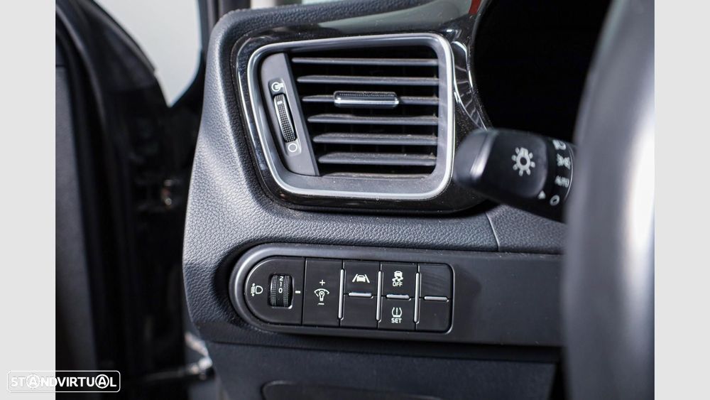 Kia Ceed SW 1.0 T-GDI Sport - 12