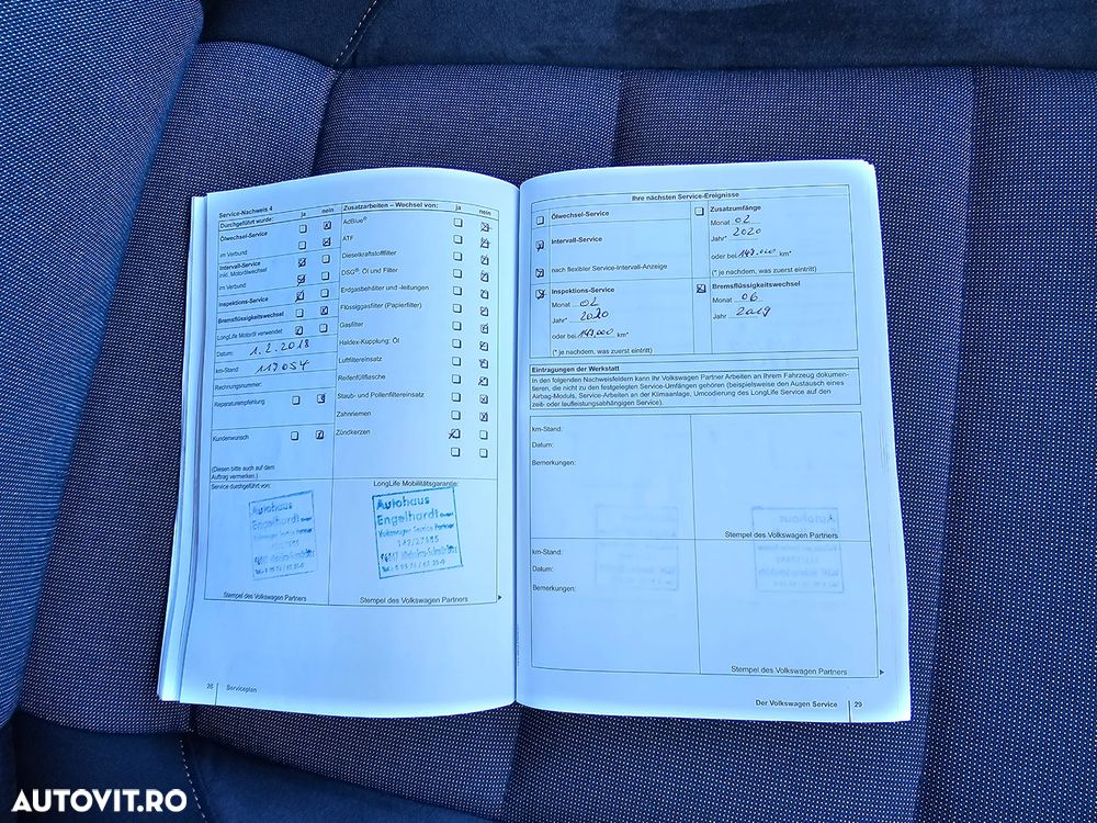 Volkswagen Golf 1.2 TSI DSG Style - 31