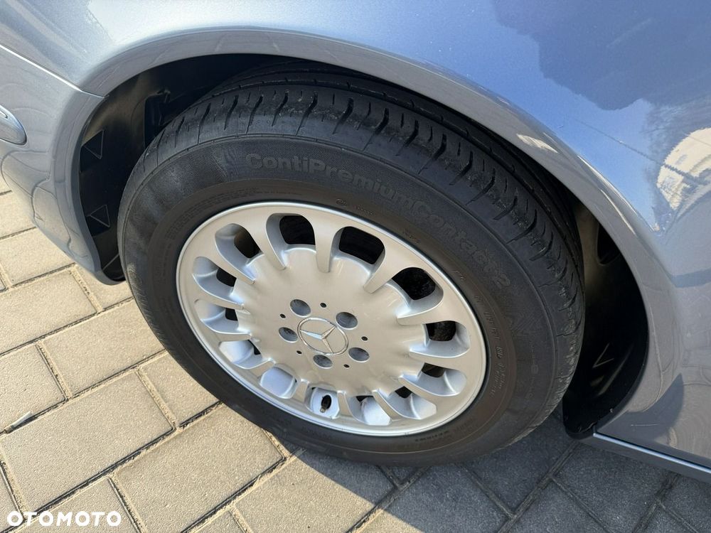 Mercedes-Benz Klasa E 200 Kompressor Automatik Elegance - 28
